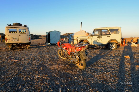 red motorcycle & ger n