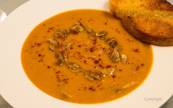 spiced-pumpkin-soup-n